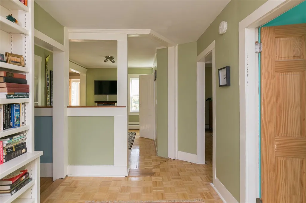 115 Stowe Street Waterbury VT 05676