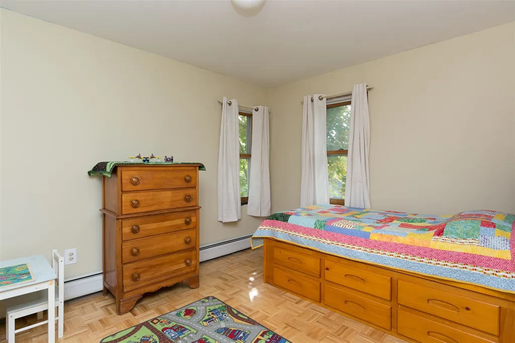 115 Stowe Street Waterbury VT 05676