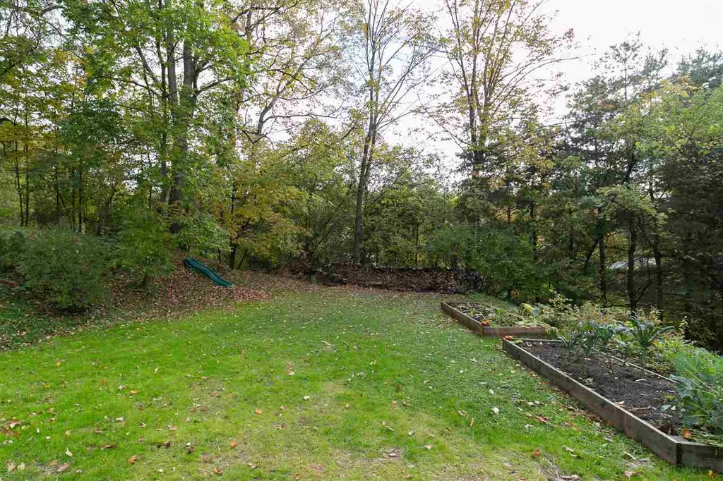 115 Stowe Street Waterbury VT 05676
