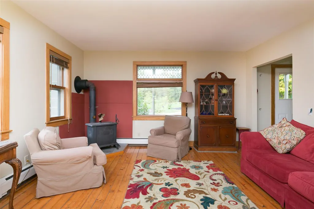 115 Stowe Street Waterbury VT 05676