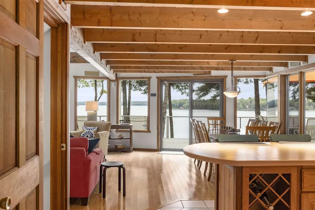 51 Echo Landing Road Moultonborough NH 03254