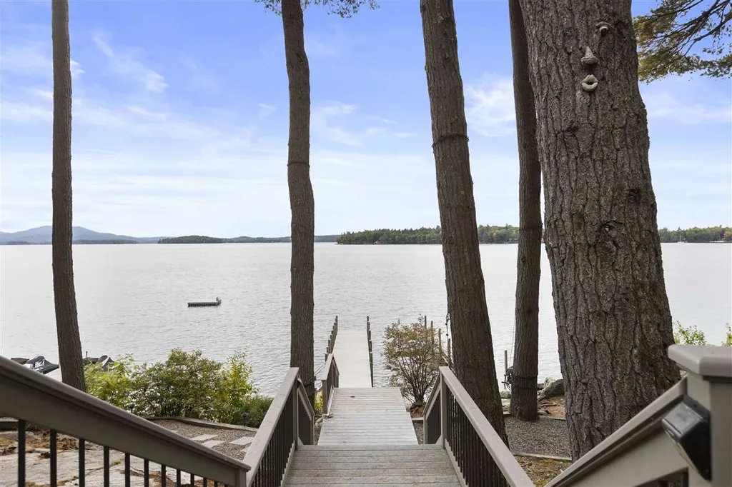 51 Echo Landing Road Moultonborough NH 03254