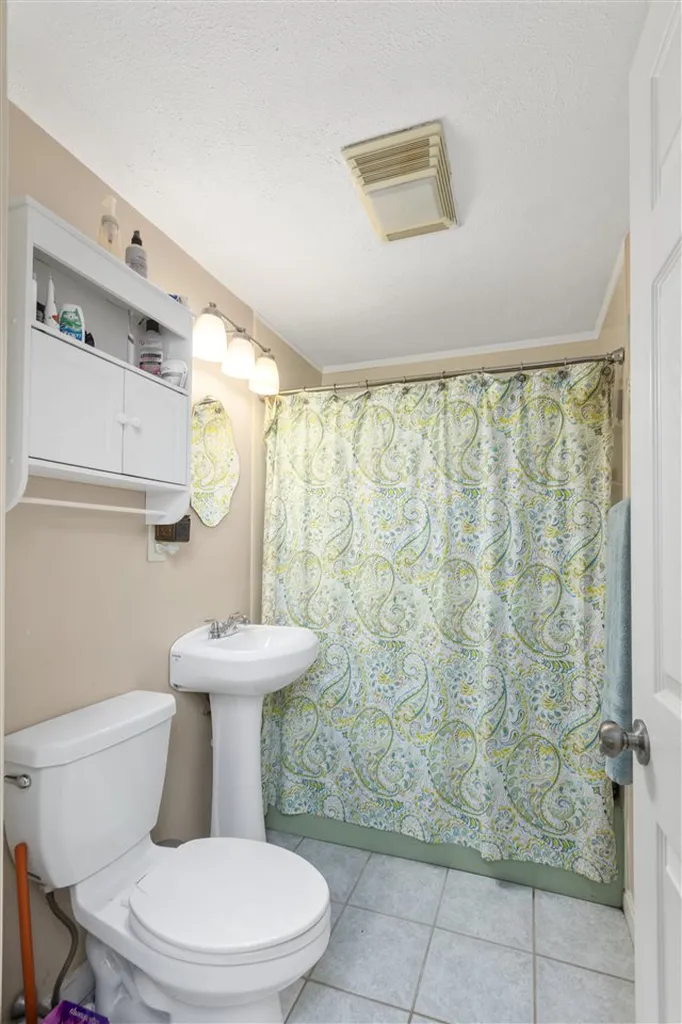 31 E Diane Drive Keene NH 03431