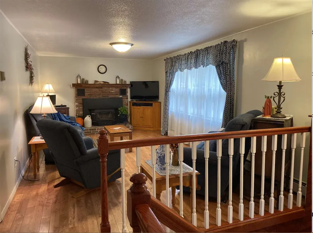 96 Drake Road New Hampton NH 03256