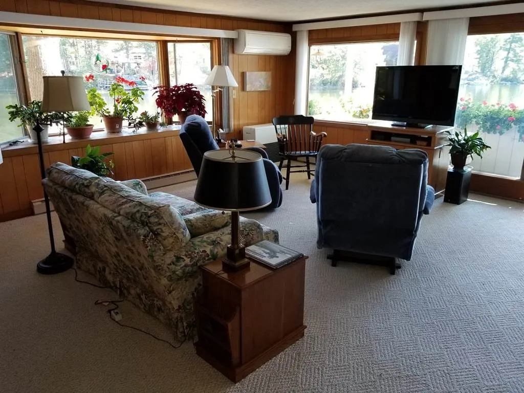 60 Water Street Meredith NH 03253