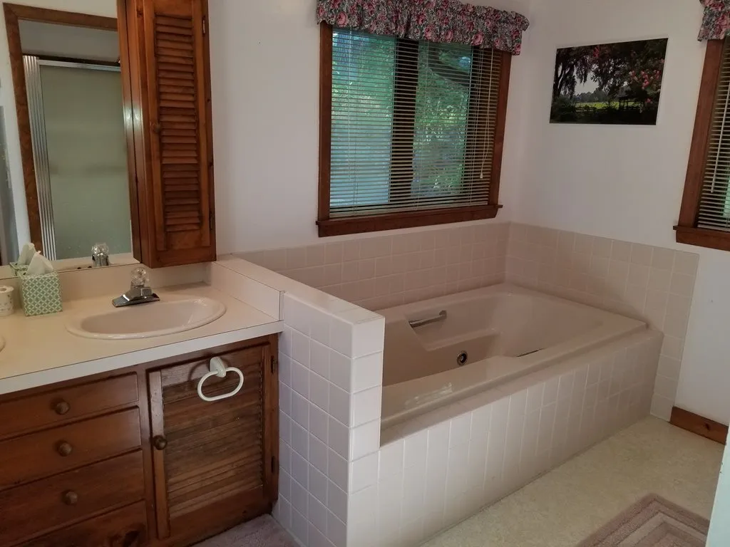 60 Water Street Meredith NH 03253