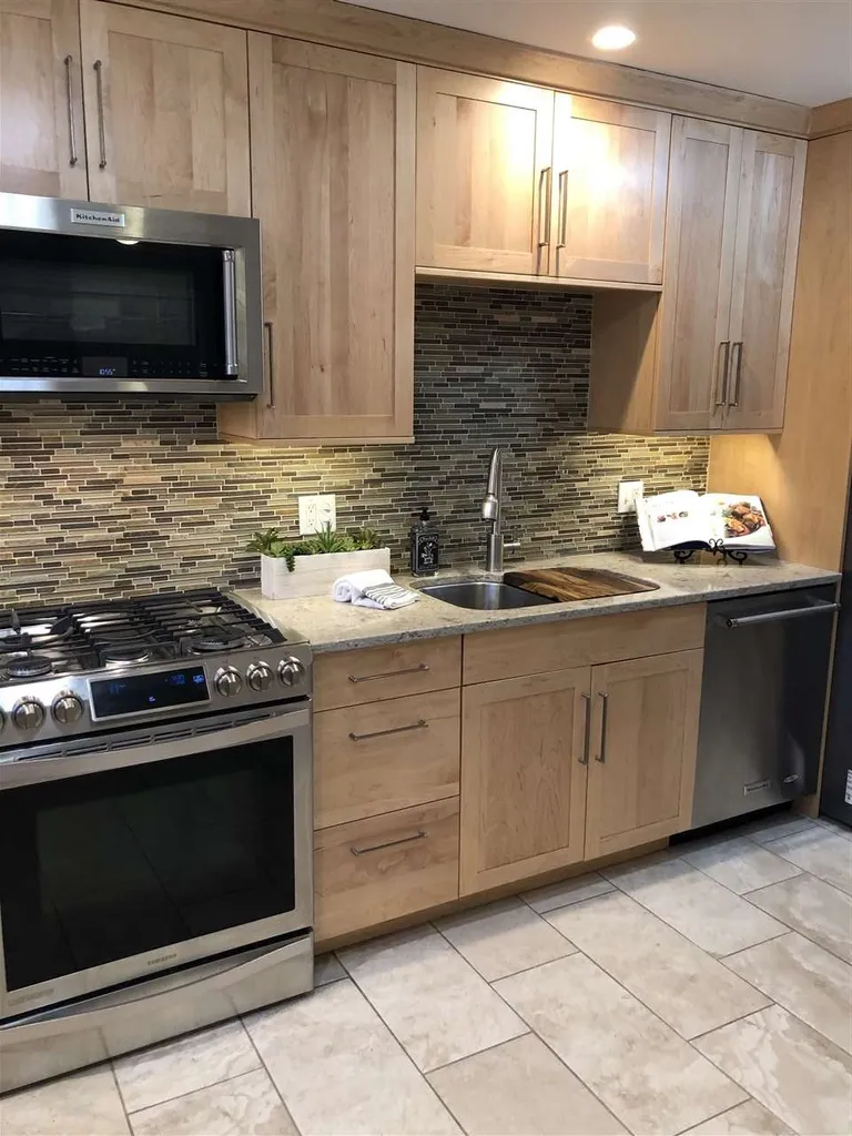 33 Harbor View Road South Burlington VT 05403