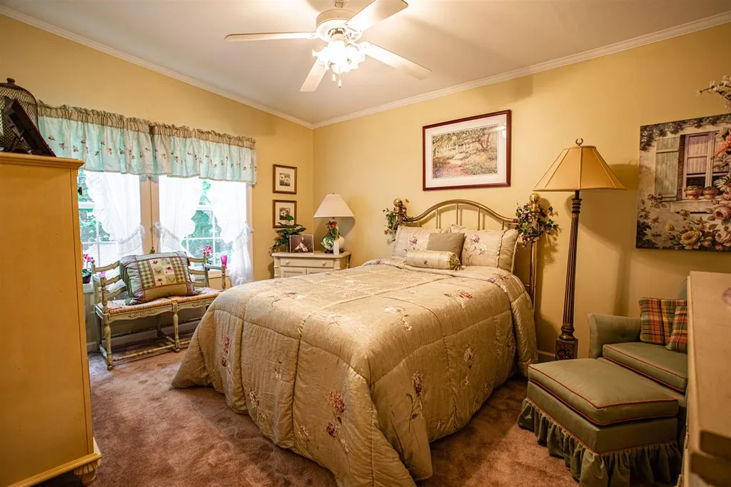 101 Big Bear Road Rochester NH 03868