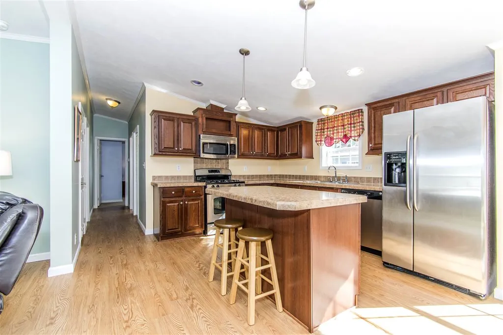 4 Lilac Way North Hampton NH 03862
