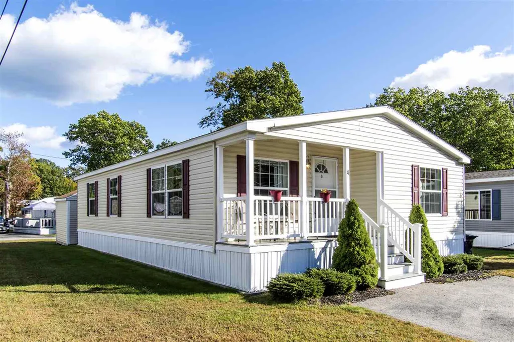 4 Lilac Way North Hampton NH 03862