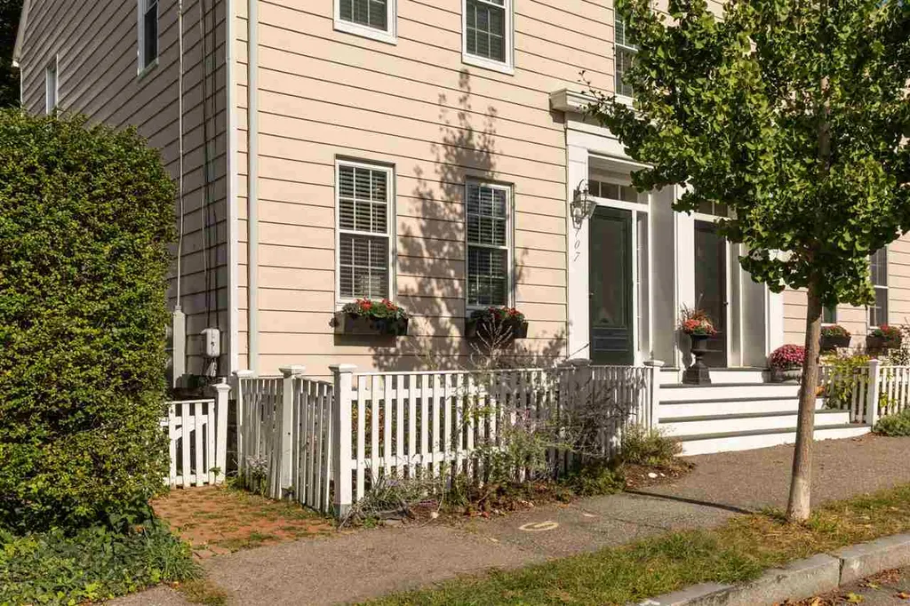 107 Union Street Portsmouth NH 03801