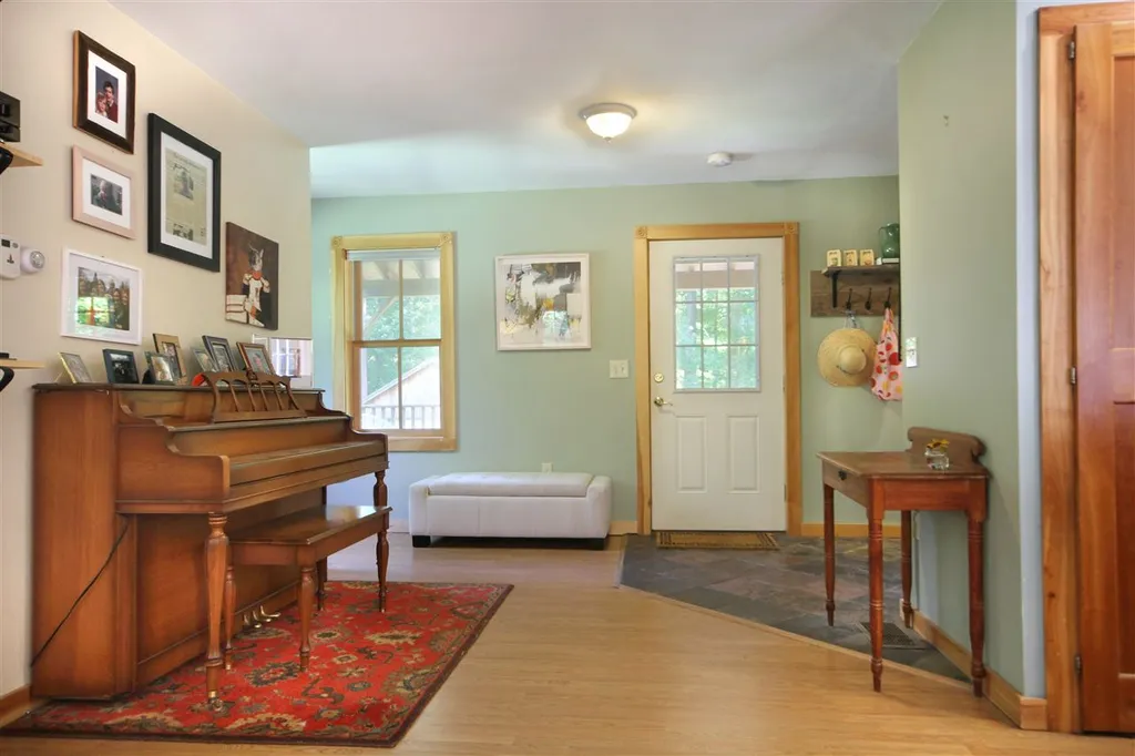 466 Mead Lane Middlebury VT 05753