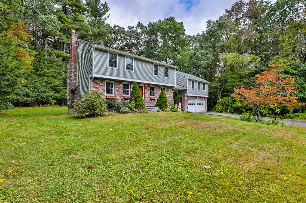 14 Livery Road Chelmsford MA 01824