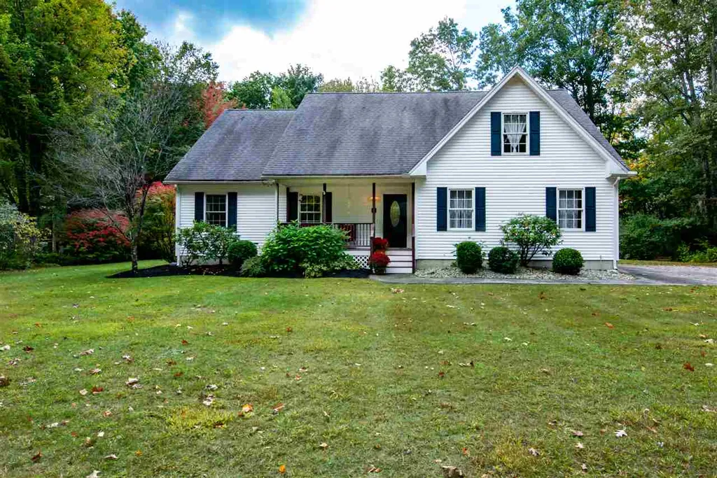 25 Stackpole Road Somersworth NH 03878