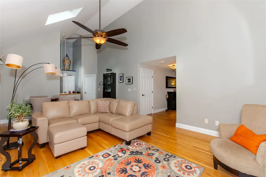 25 Stackpole Road Somersworth NH 03878