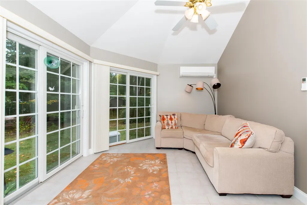 25 Stackpole Road Somersworth NH 03878
