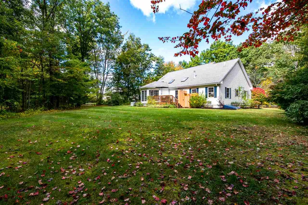 25 Stackpole Road Somersworth NH 03878