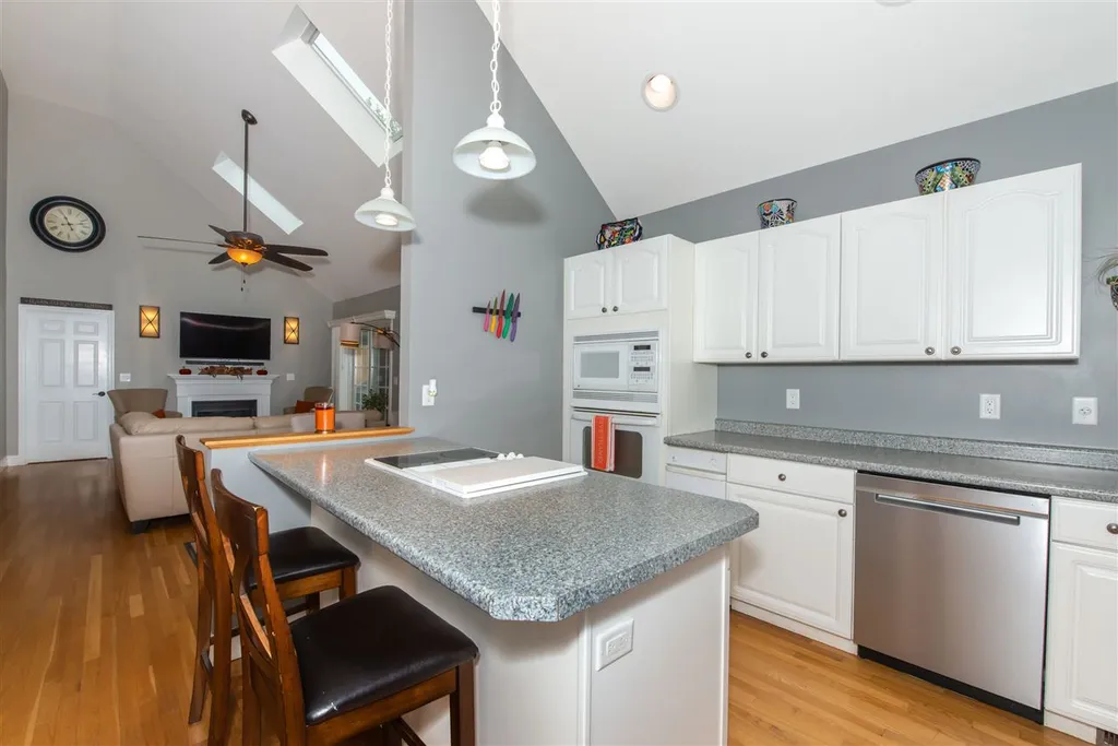 25 Stackpole Road Somersworth NH 03878