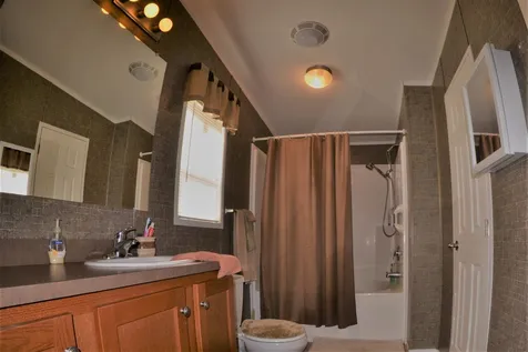 2 Elizabeth Drive Boscawen NH 03303
