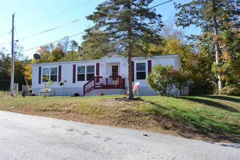 2 Elizabeth Drive Boscawen NH 03303
