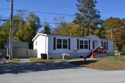 2 Elizabeth Drive Boscawen NH 03303