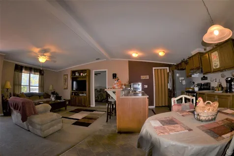 2 Elizabeth Drive Boscawen NH 03303