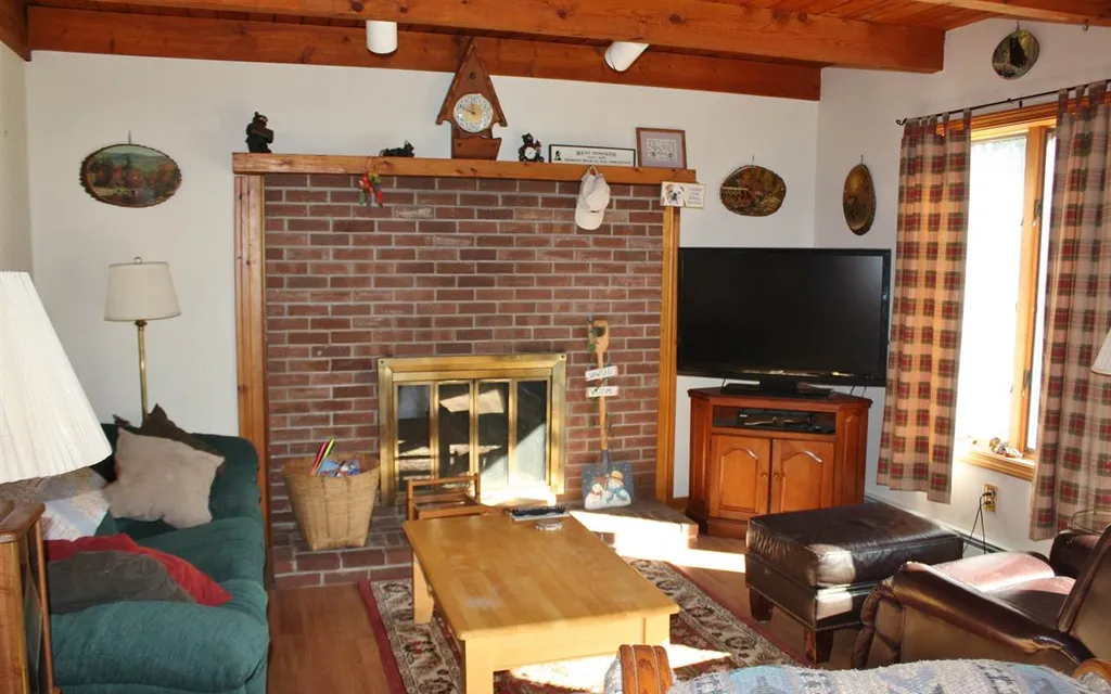 25 Tobey Road Campton NH 03223