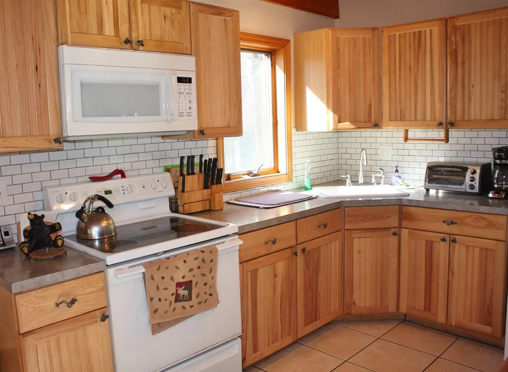 25 Tobey Road Campton NH 03223