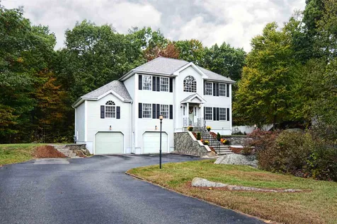 3 Dove Road Hooksett NH 03106