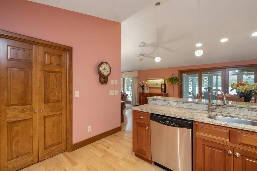 11 Indian Trail Meredith NH 03253