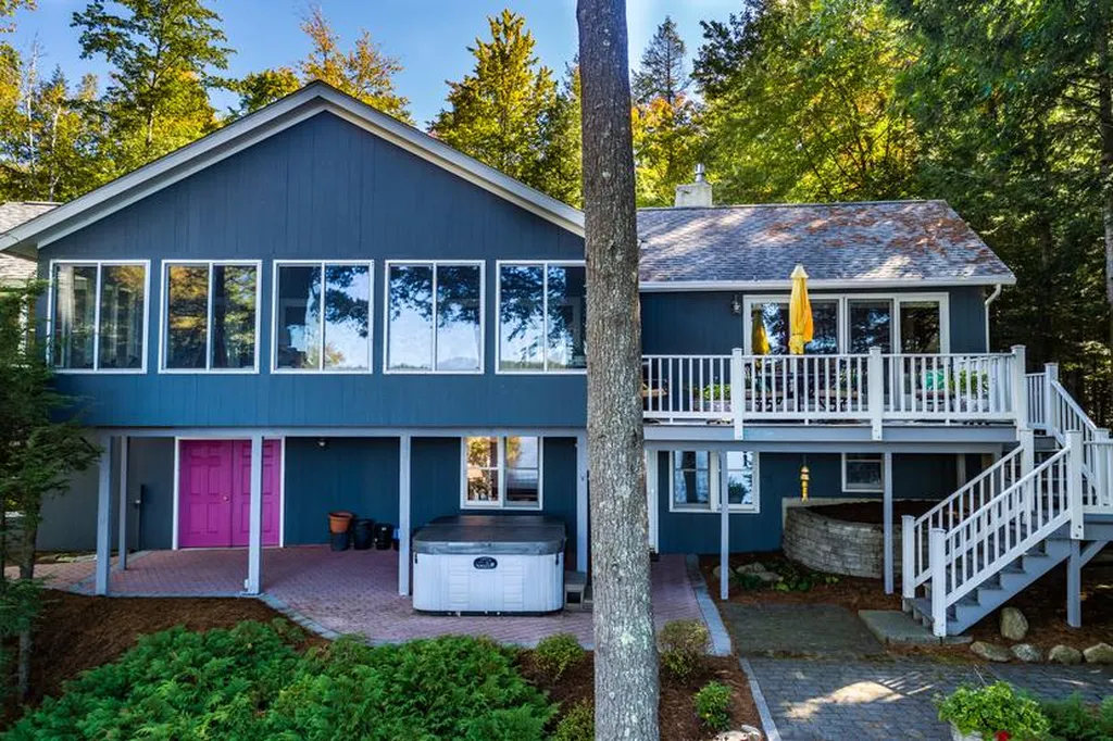 11 Indian Trail Meredith NH 03253