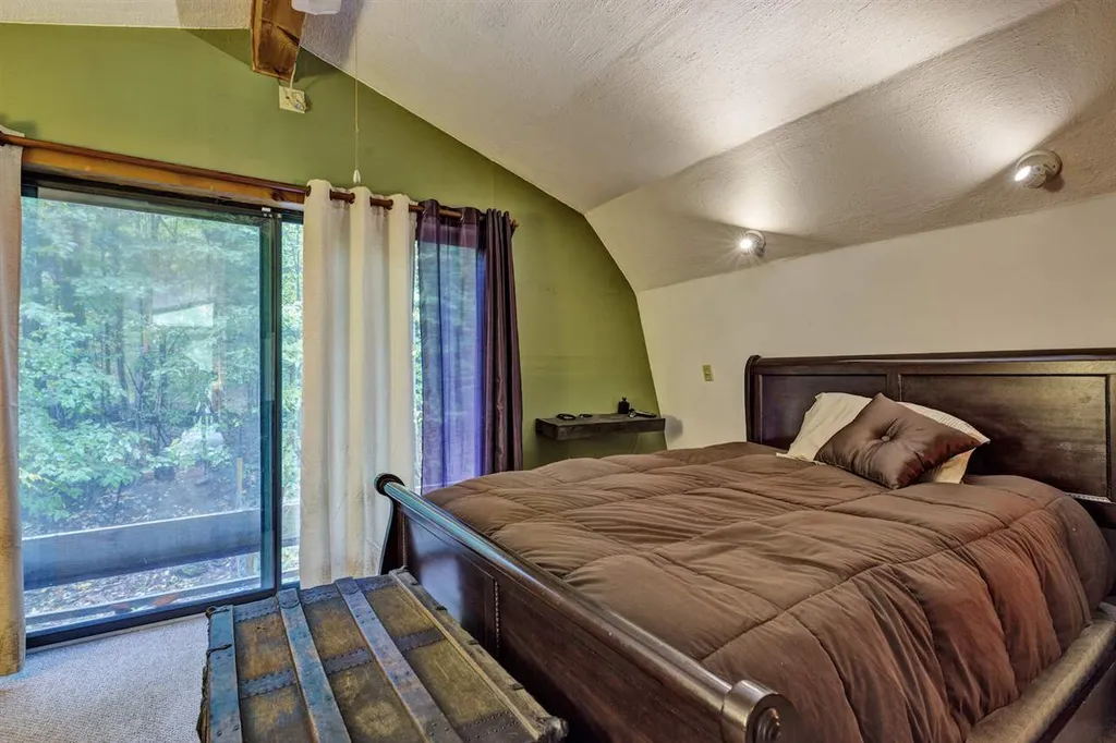 122 Cheney Road Newbury NH 03255