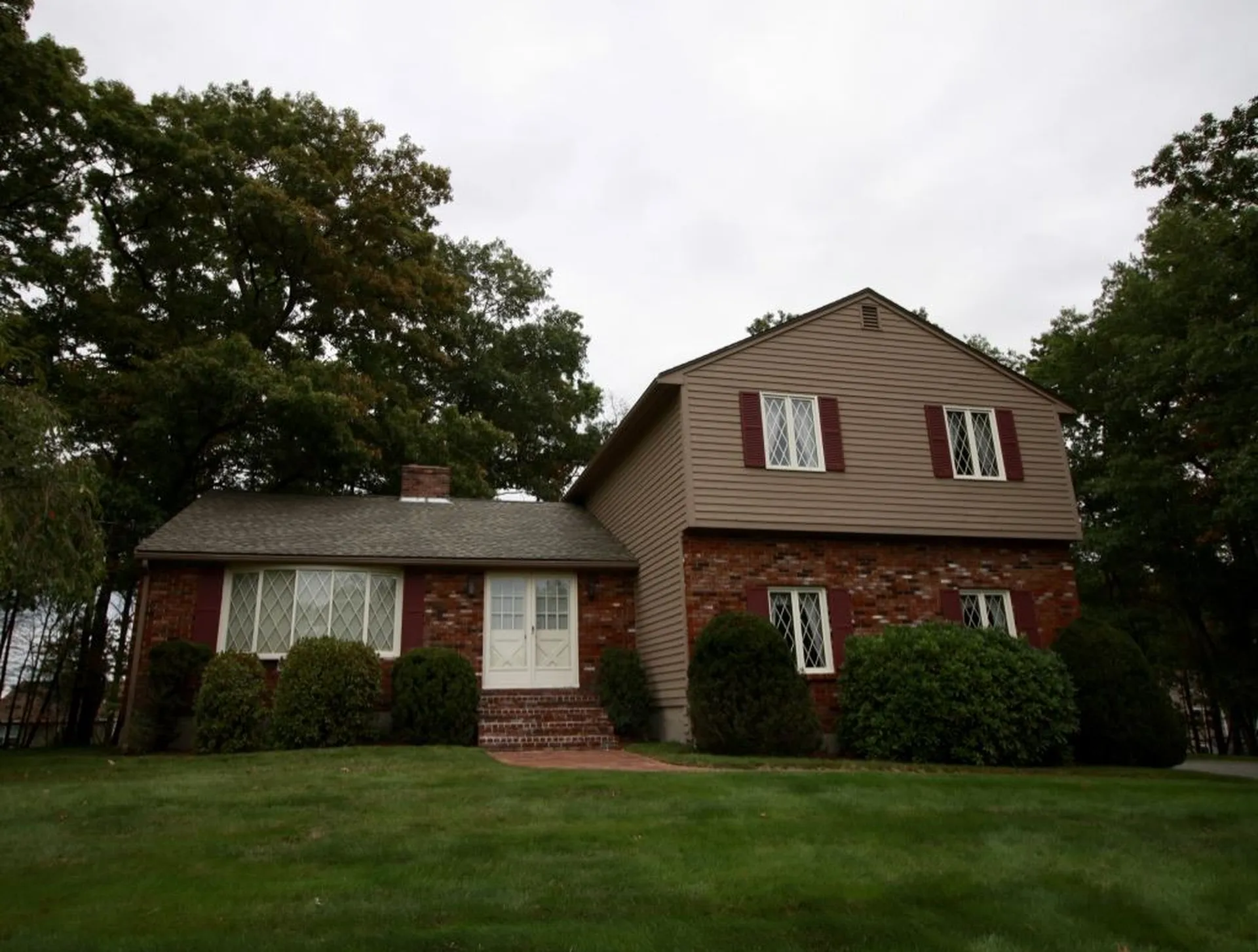 4 Mayflower Lane Pelham NH 03076