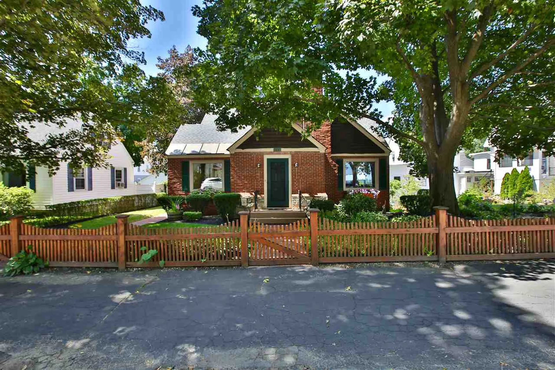 206 Walnut Street Manchester NH 03104