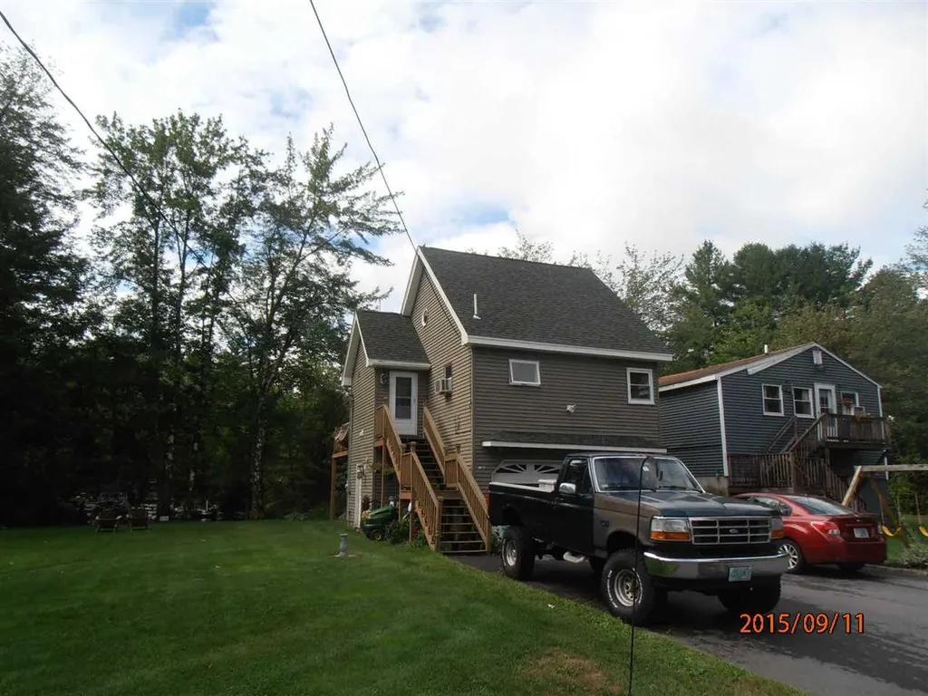 18c Russell Avenue Goffstown NH 03045