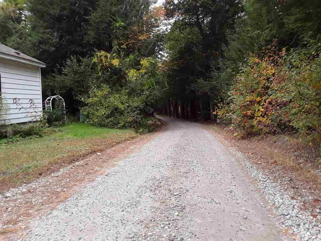 350 Butterfield Mill Road New Boston NH 03070