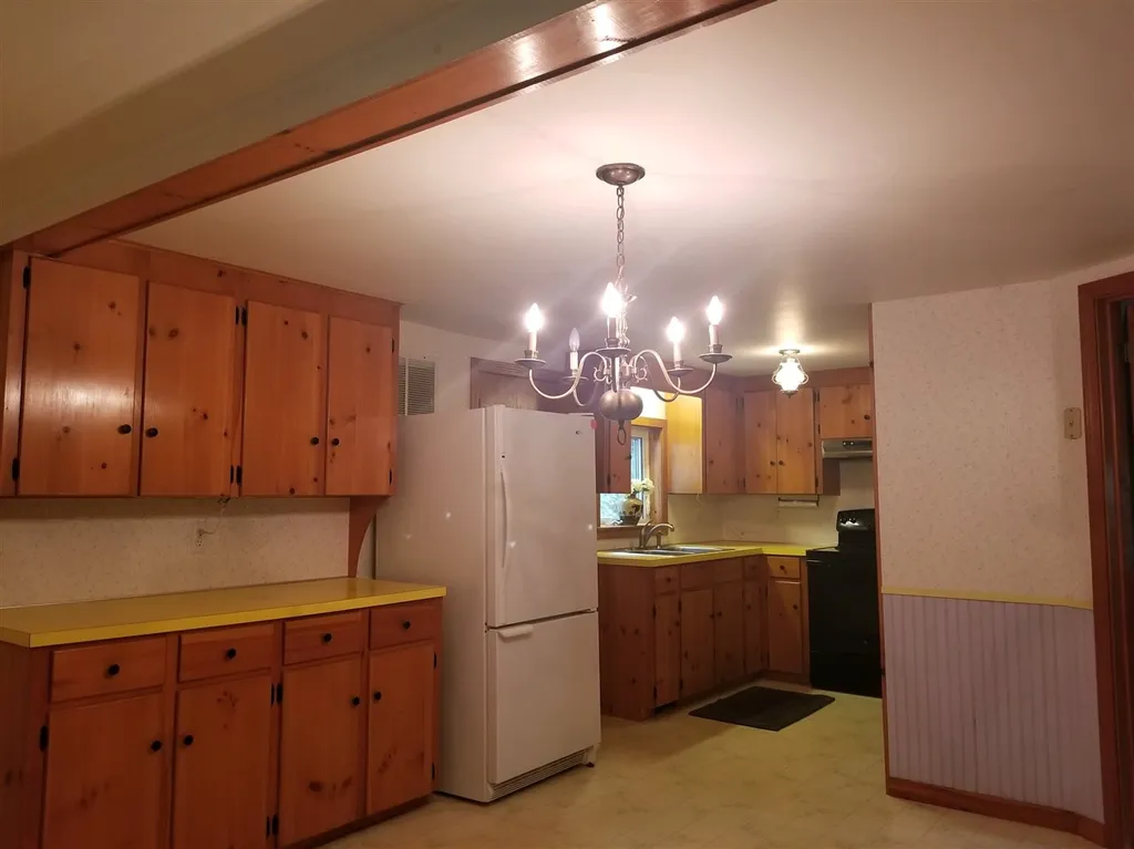 350 Butterfield Mill Road New Boston NH 03070