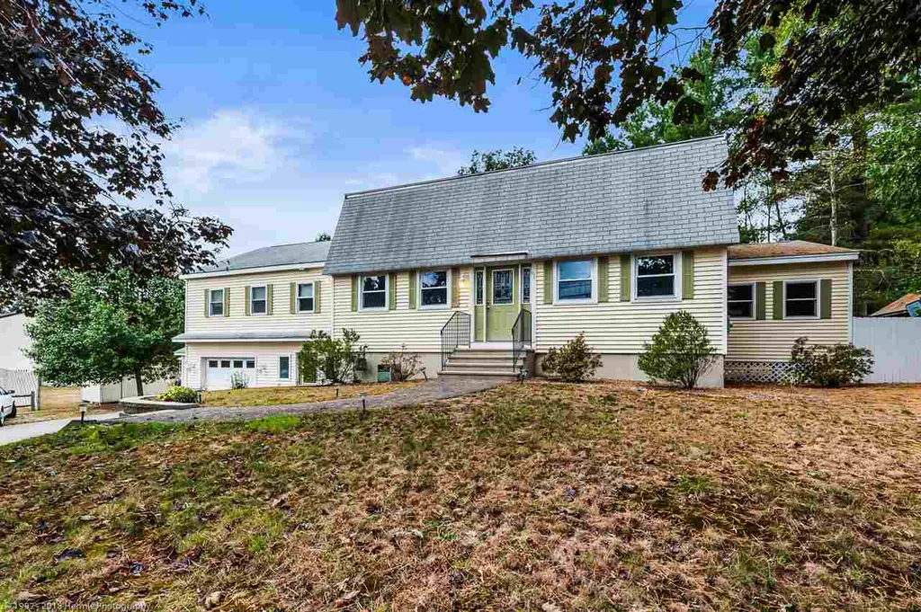 203 Naticook Road Merrimack NH 03054