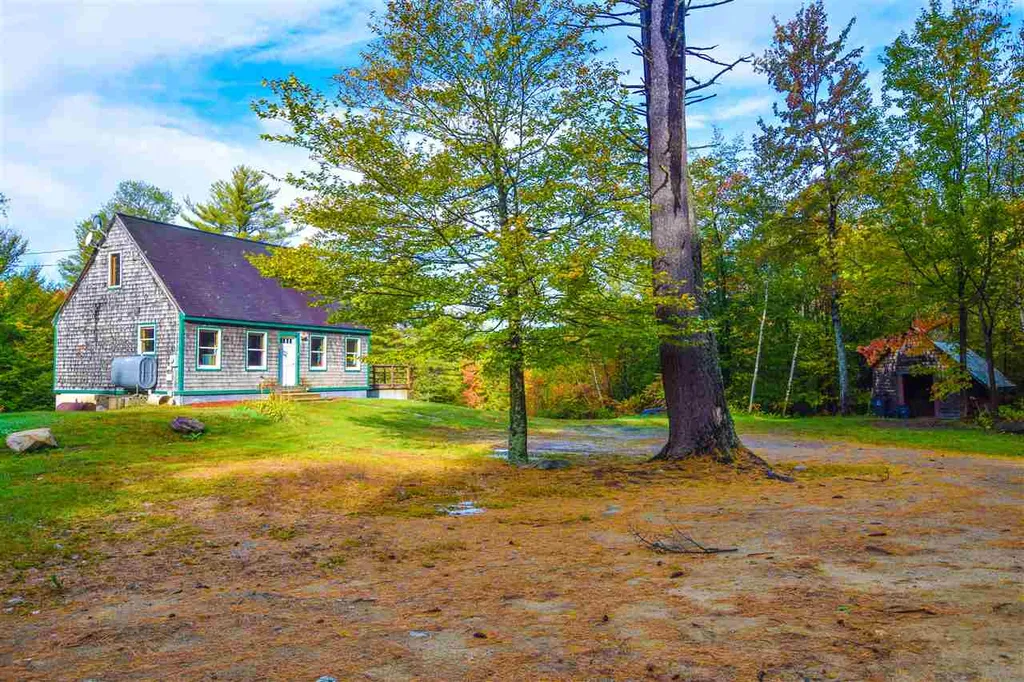 31 Hackett Road Belmont NH 03220