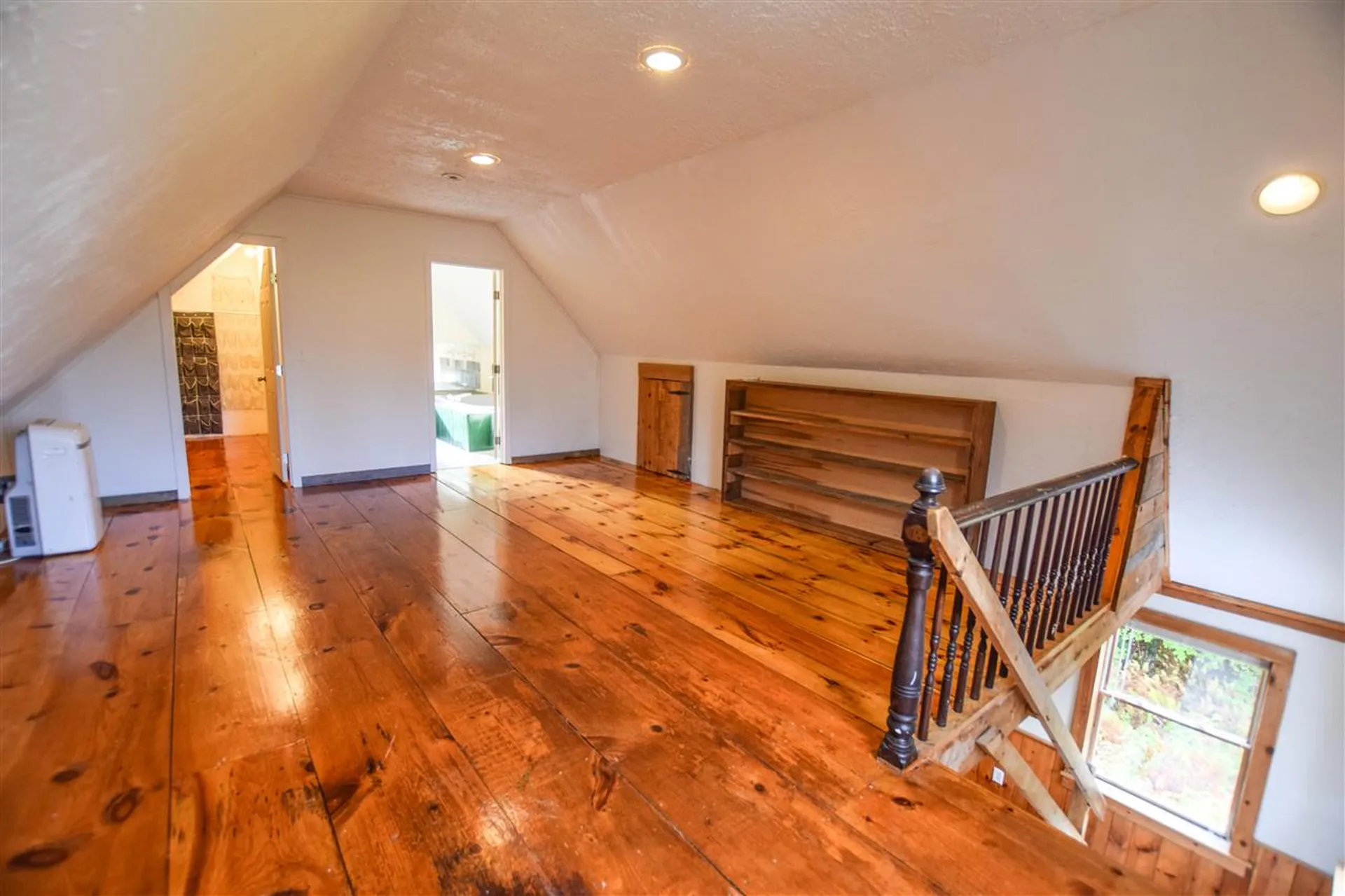 31 Hackett Road Belmont NH 03220