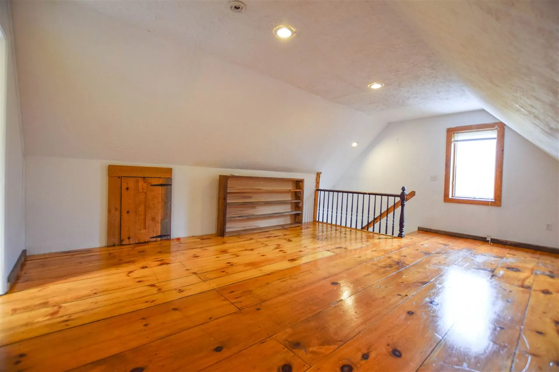 31 Hackett Road Belmont NH 03220