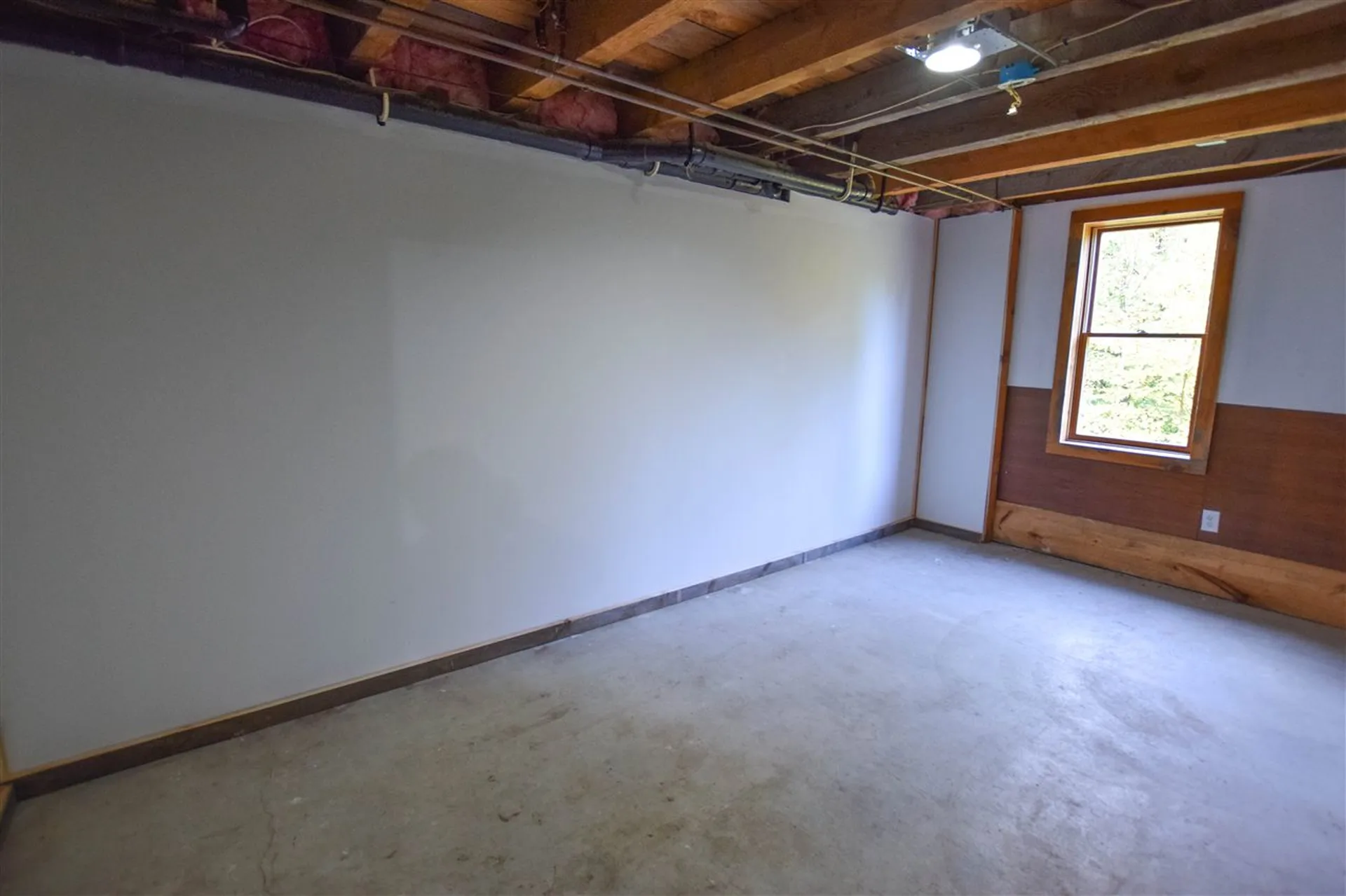 31 Hackett Road Belmont NH 03220