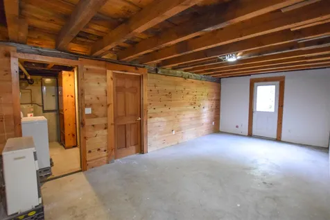 31 Hackett Road Belmont NH 03220