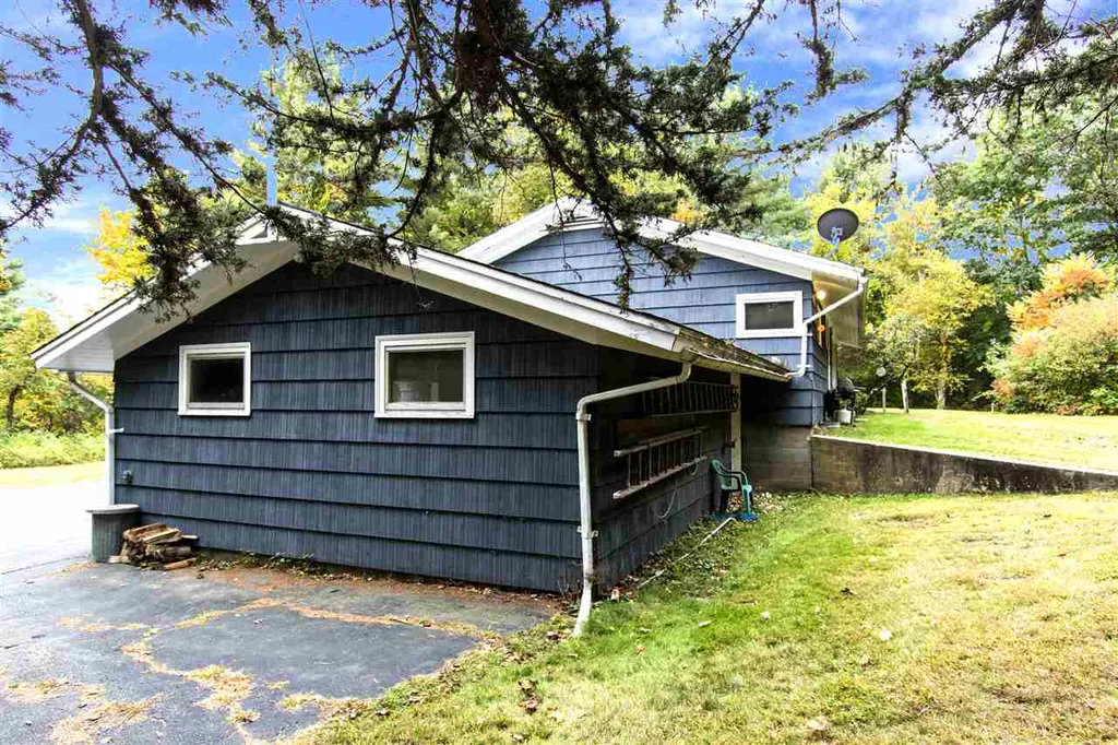 176 Winnicut Road Greenland NH 03840