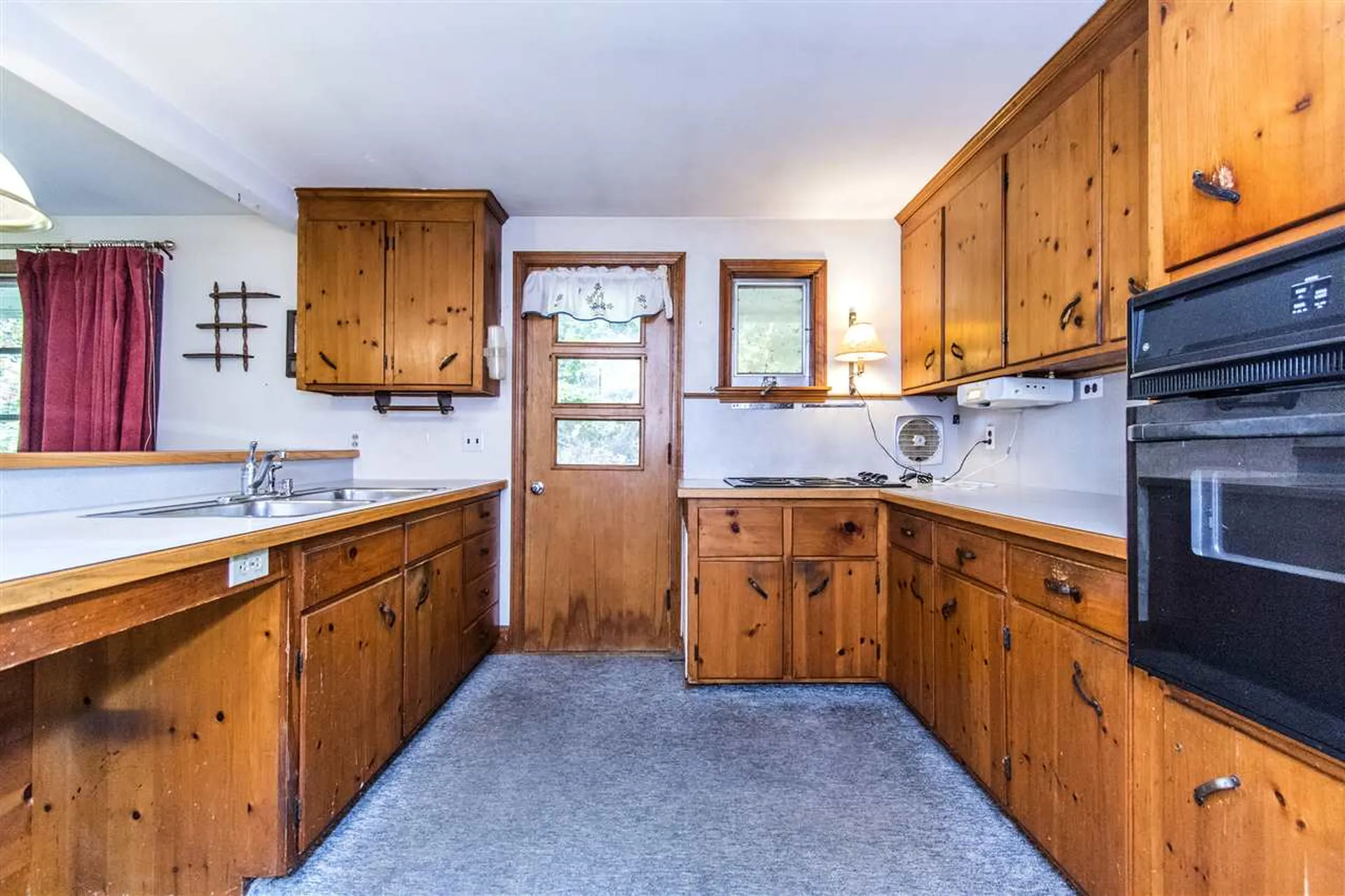 176 Winnicut Road Greenland NH 03840