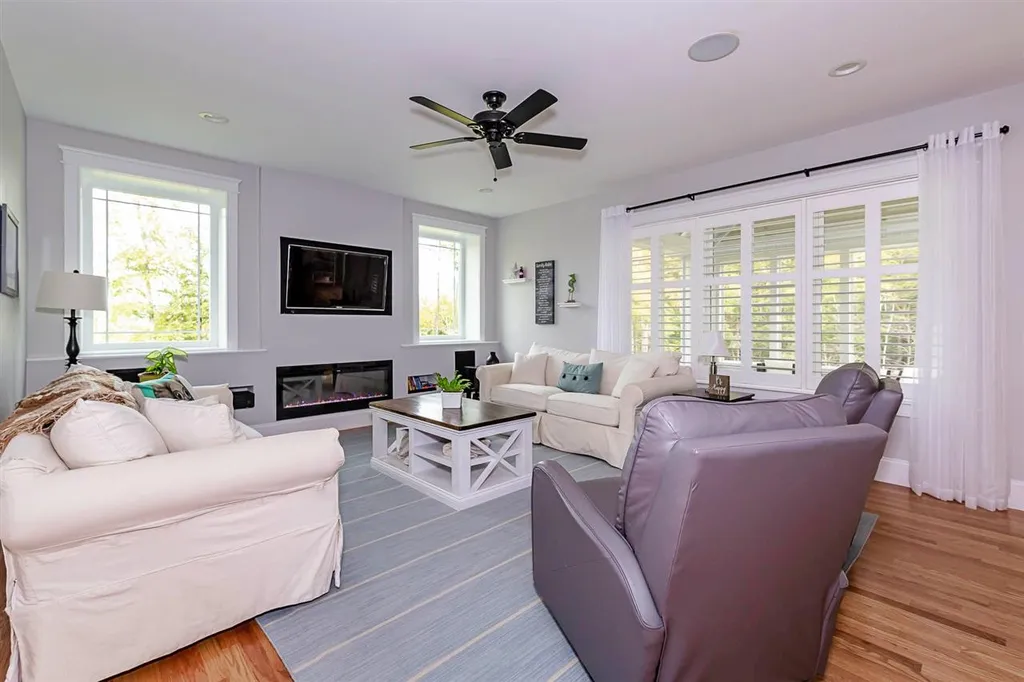 30 Trillium Lane Northwood NH 03261