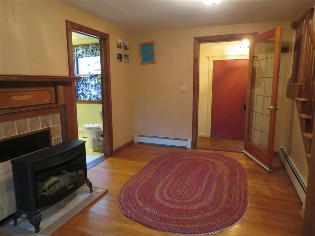 24 Blake Road Epping NH 03042