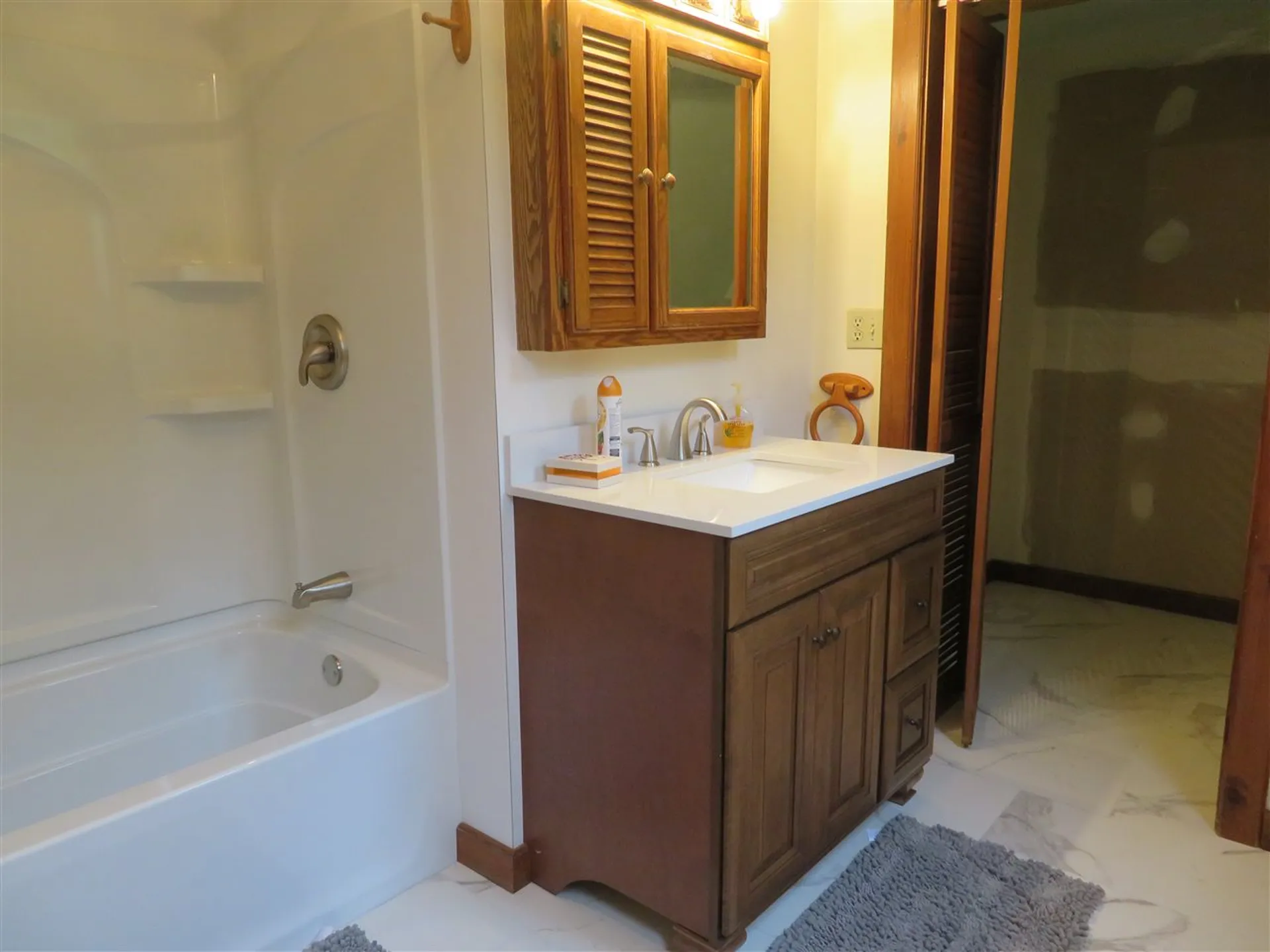 24 Blake Road Epping NH 03042