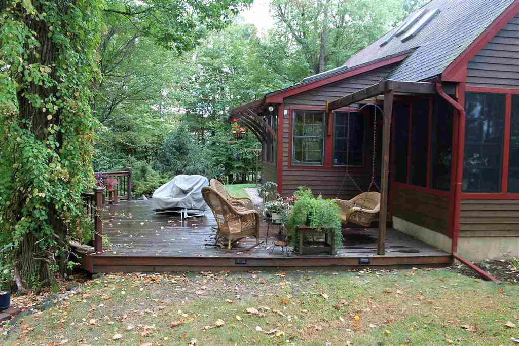 66 Ridgeview Lane New Boston NH 03070