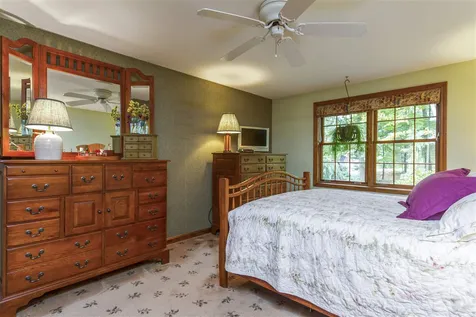 66 Ridgeview Lane New Boston NH 03070
